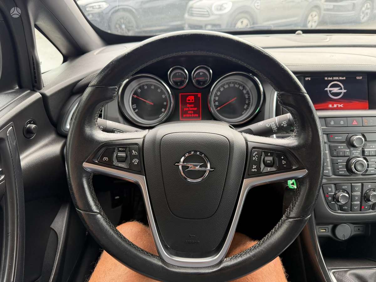 Opel Cascada, 1.4 l., Кабриолет