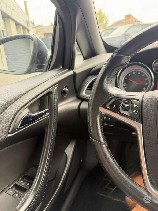 Opel Cascada, 1.4 l., Кабриолет