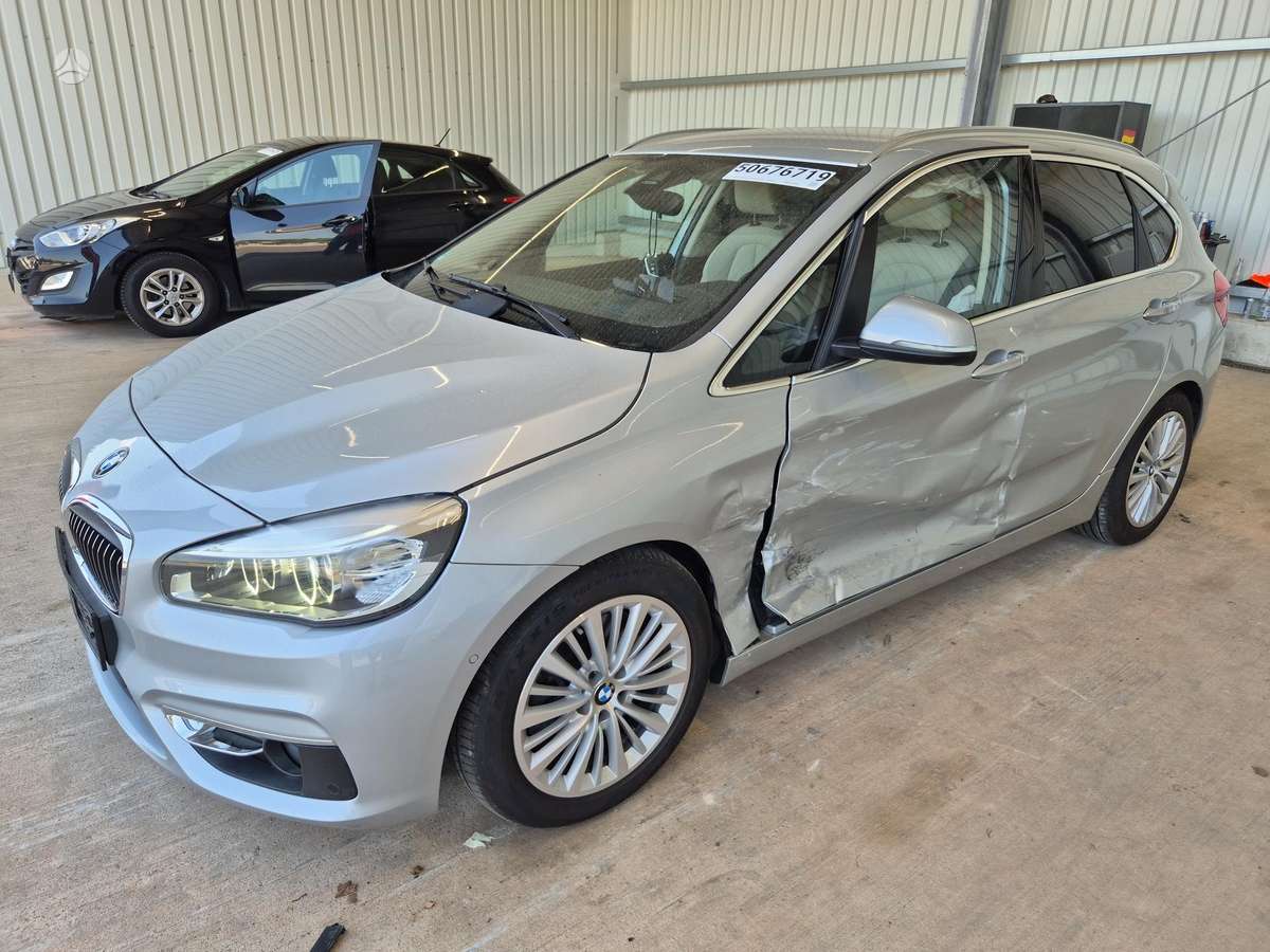 BMW 225 Active Tourer, 2.0 l., Минивэн