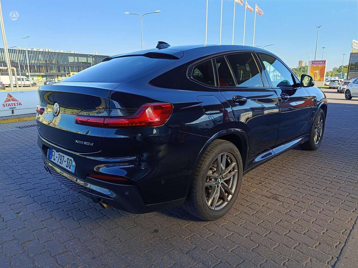 BMW X4, 2.0 l., off-road / crossover