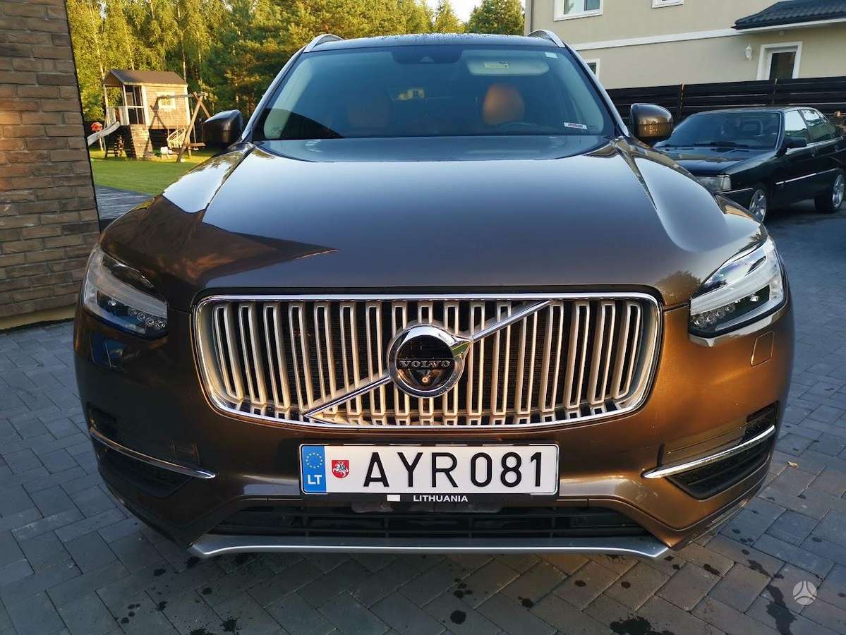 Volvo XC90 - 3