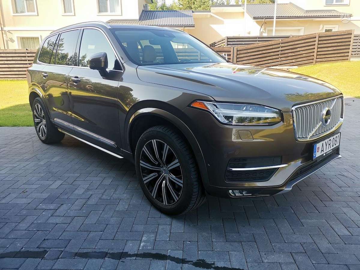 Volvo XC90 - 4