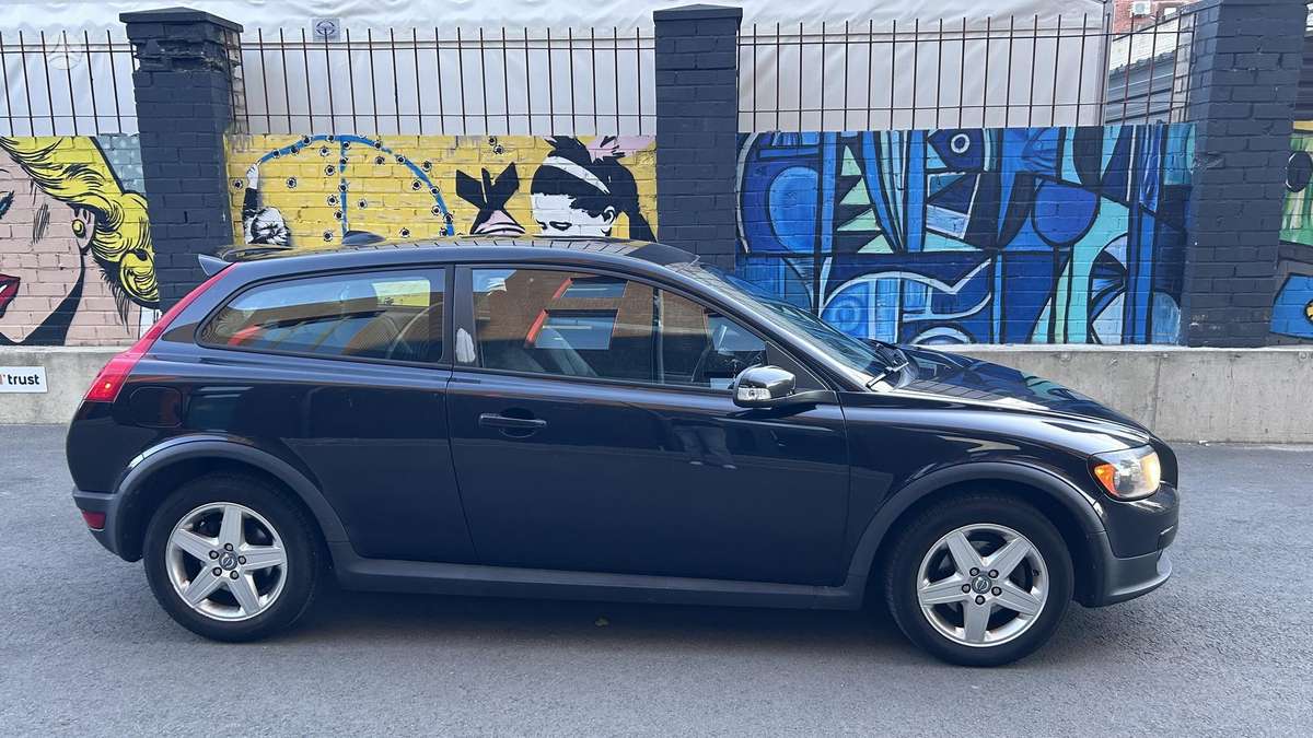 Volvo C30, 1.6 l., hatchback