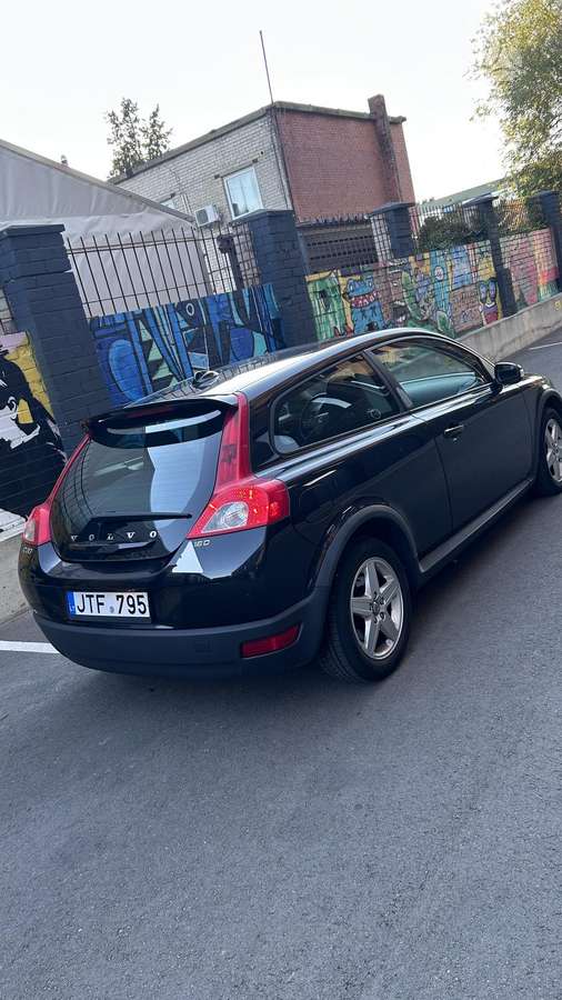 Volvo C30, 1.6 l., hatchback