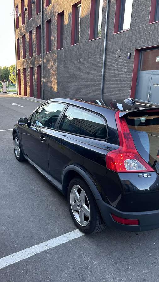 Volvo C30, 1.6 l., hatchback