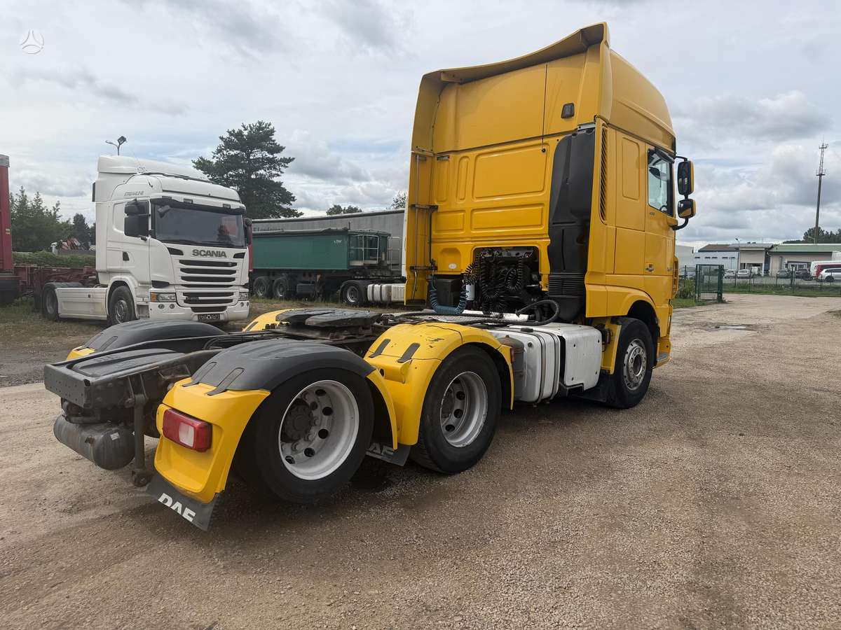 DAF XF430, 2 miegamosios vietos