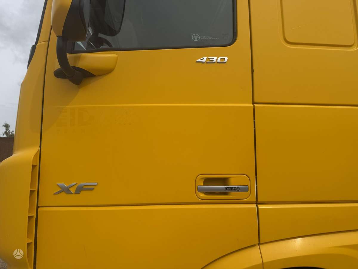 DAF XF430, 2 miegamosios vietos