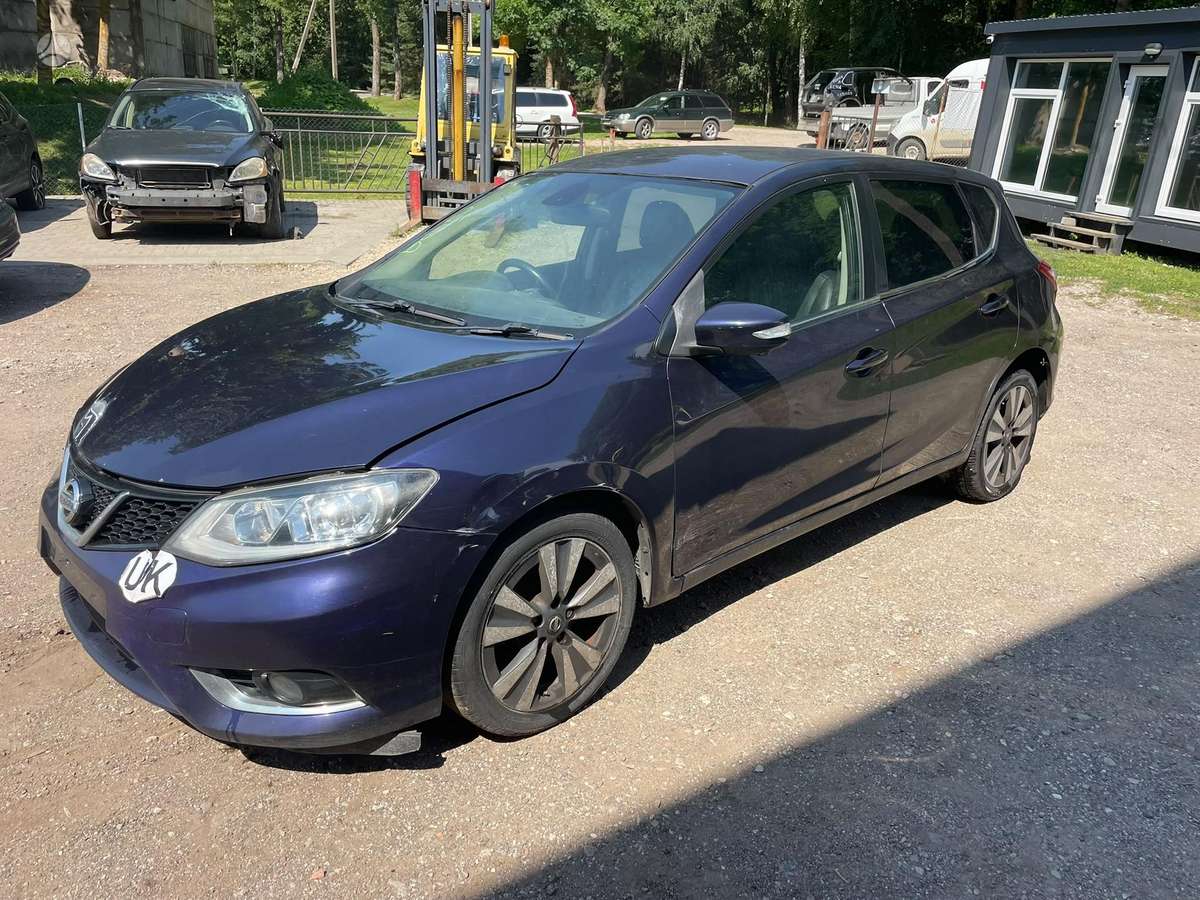 Nissan Pulsar dalimis