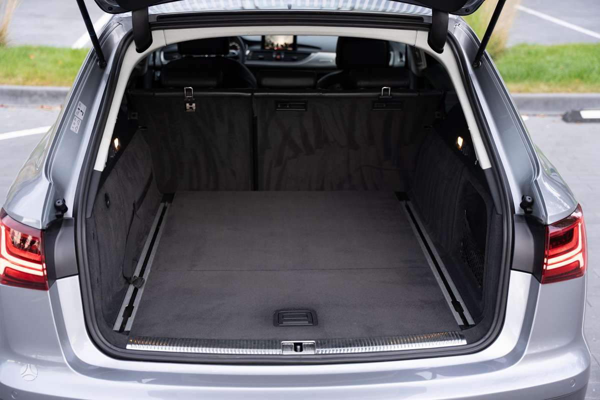 Audi A6 allroad, 3.0 l., Универсал