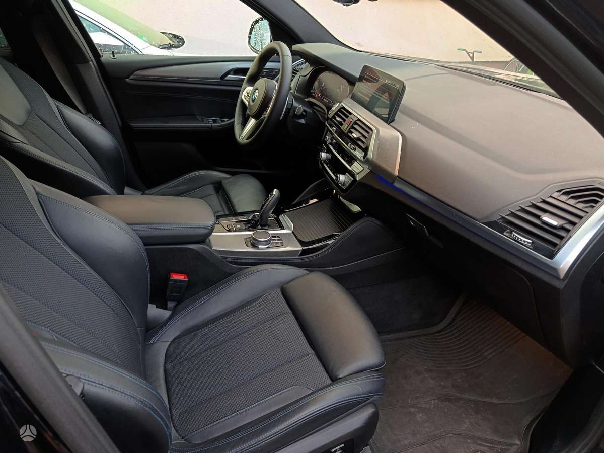BMW X4, 2.0 l., off-road / crossover