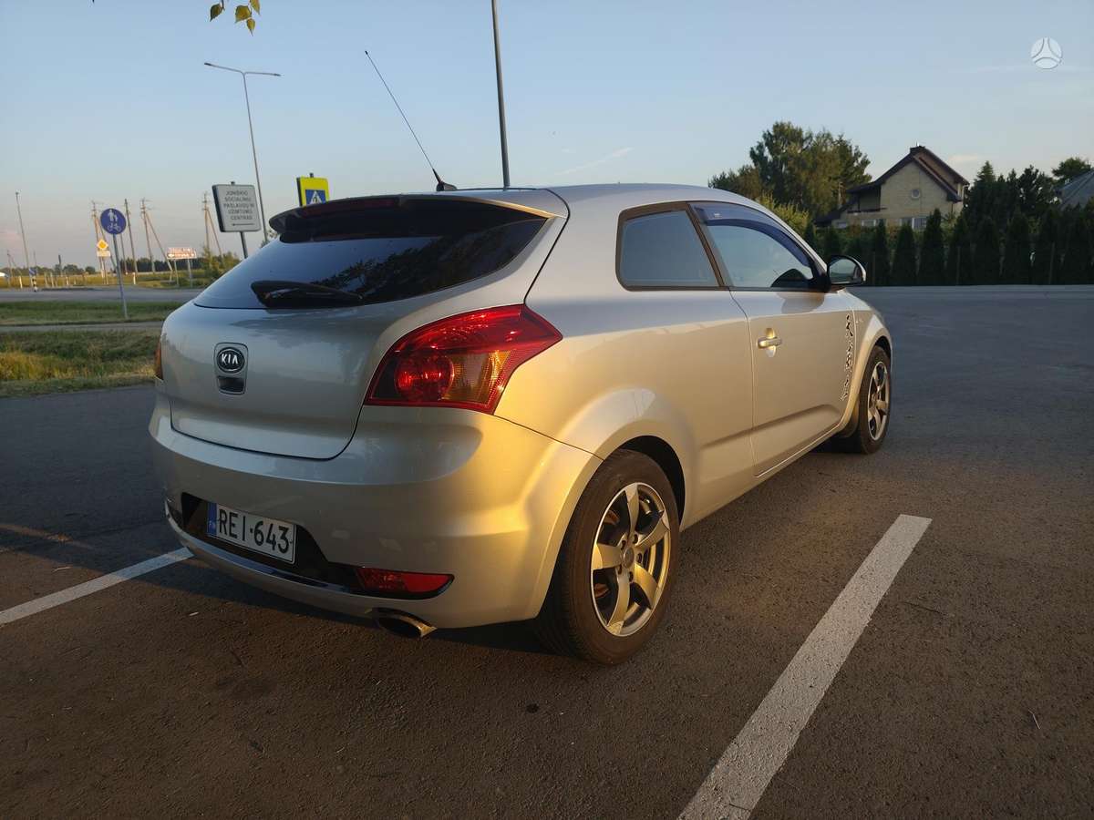 Kia Ceed, 1.6 l., Хэтчбек