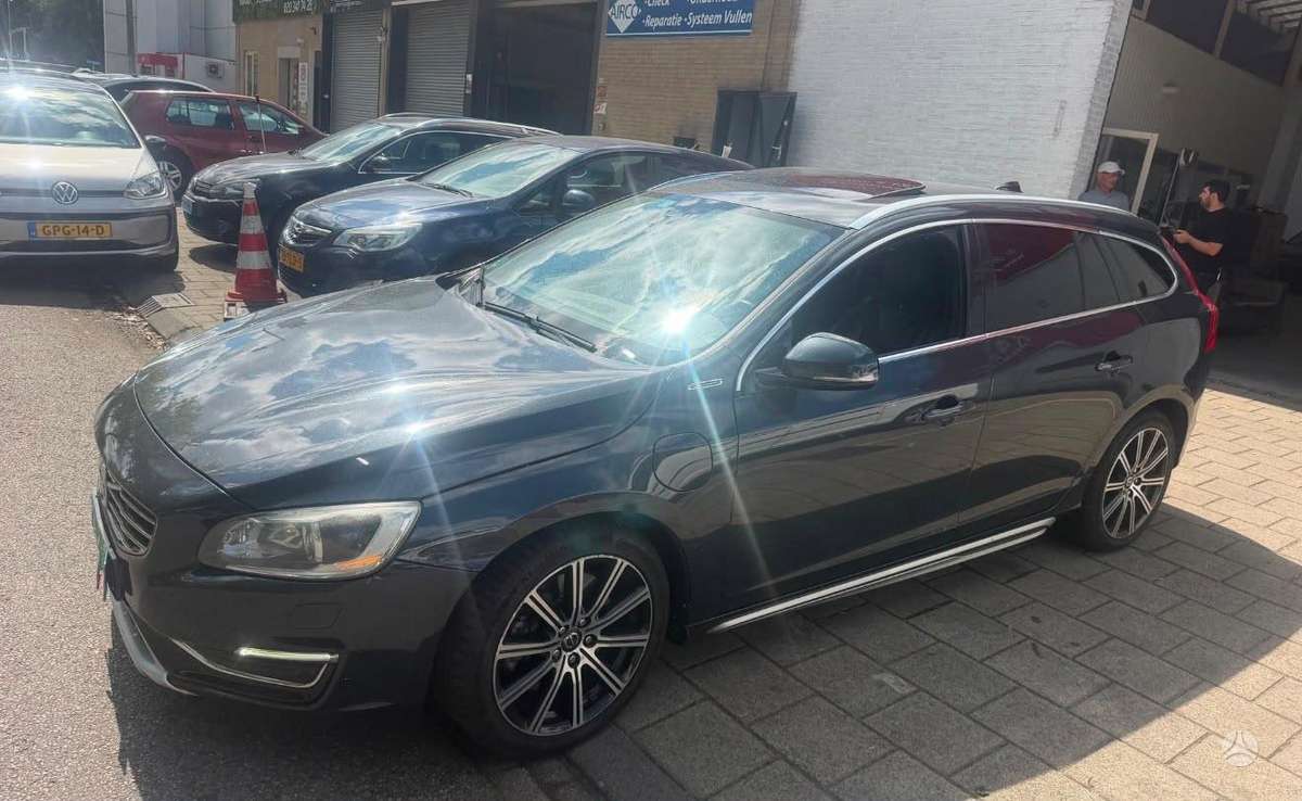 Volvo V60