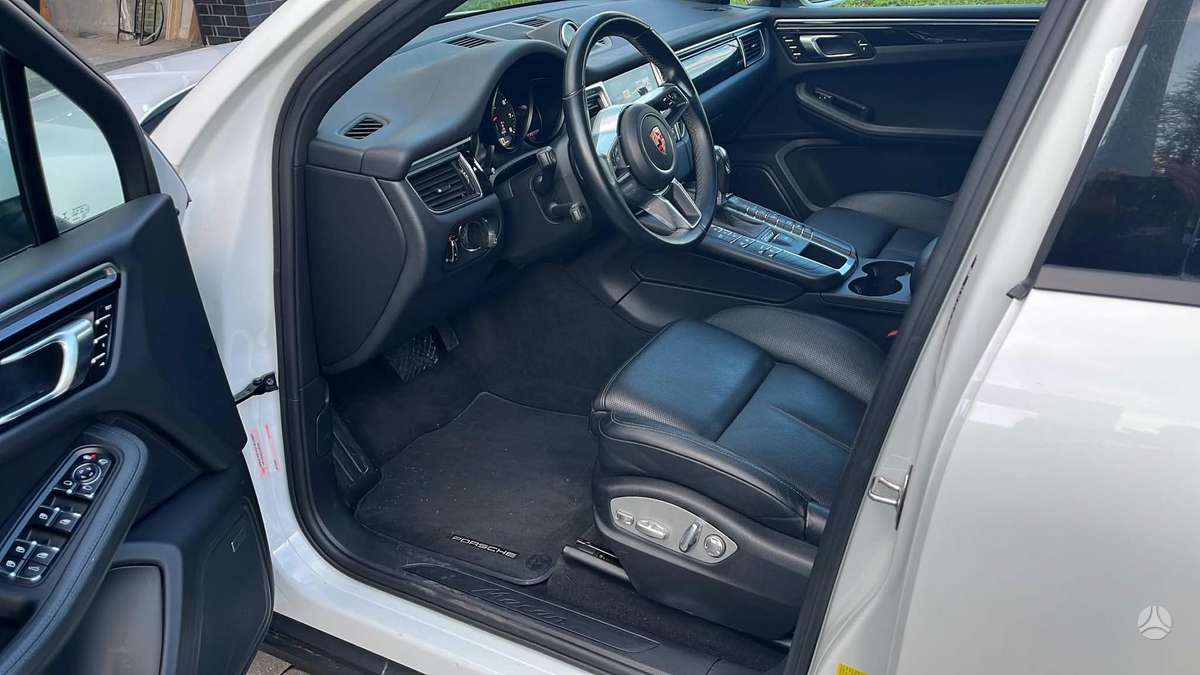 Porsche Macan - 6