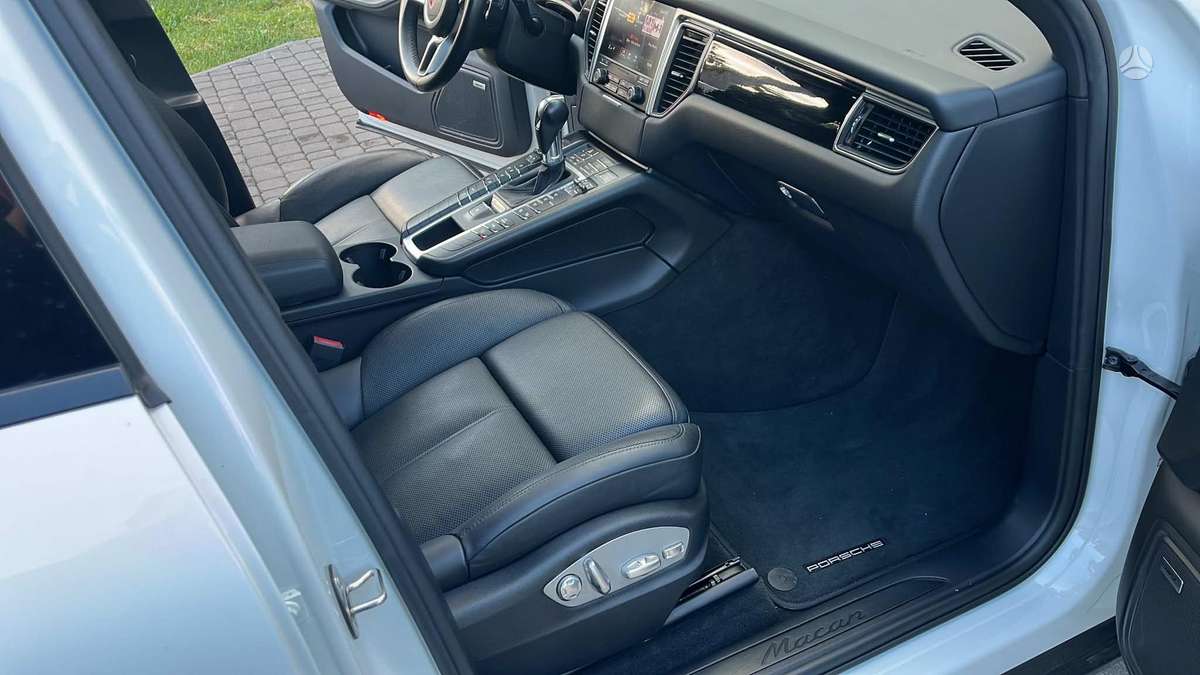 Porsche Macan - 7