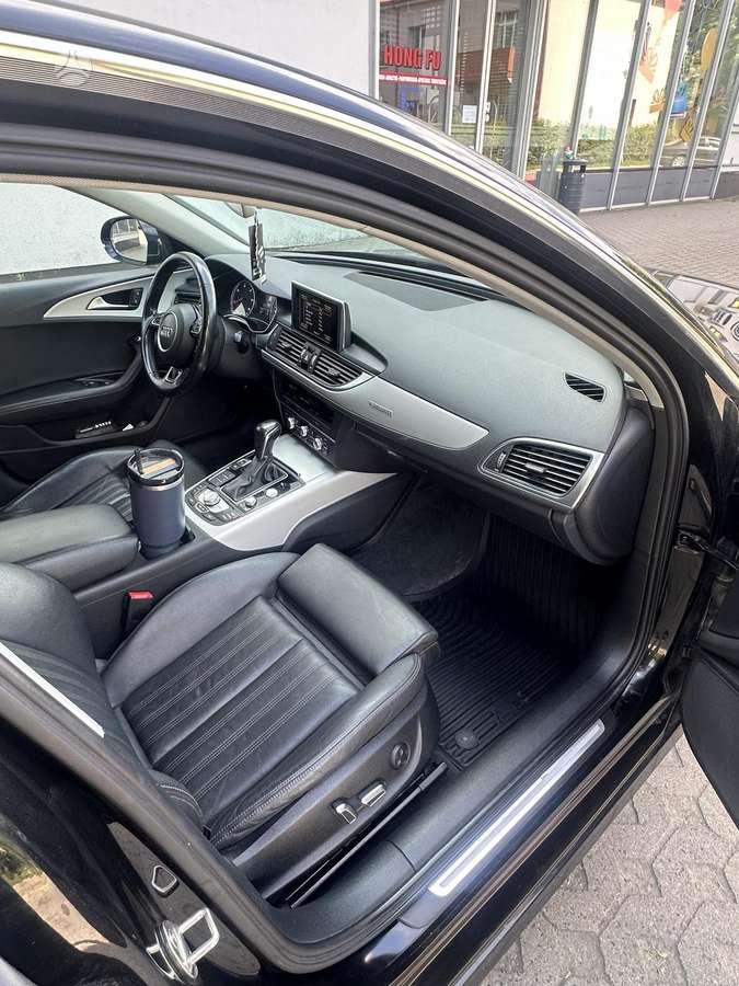 Audi A6, 3.0 l., Седан