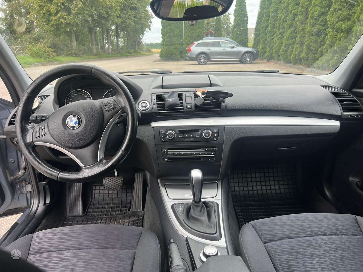 BMW 118, 2.0 l., Хэтчбек