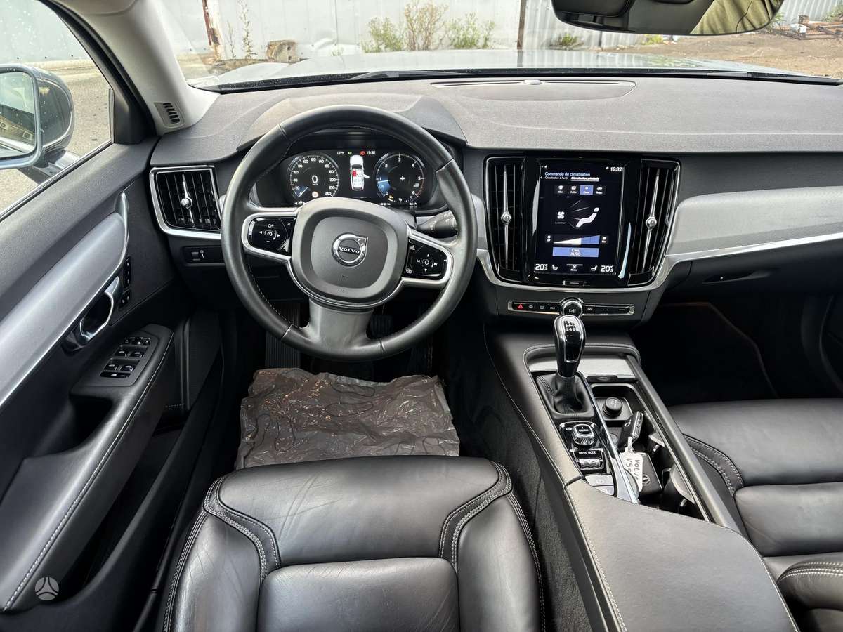 Volvo V90, 2.0 l., Универсал
