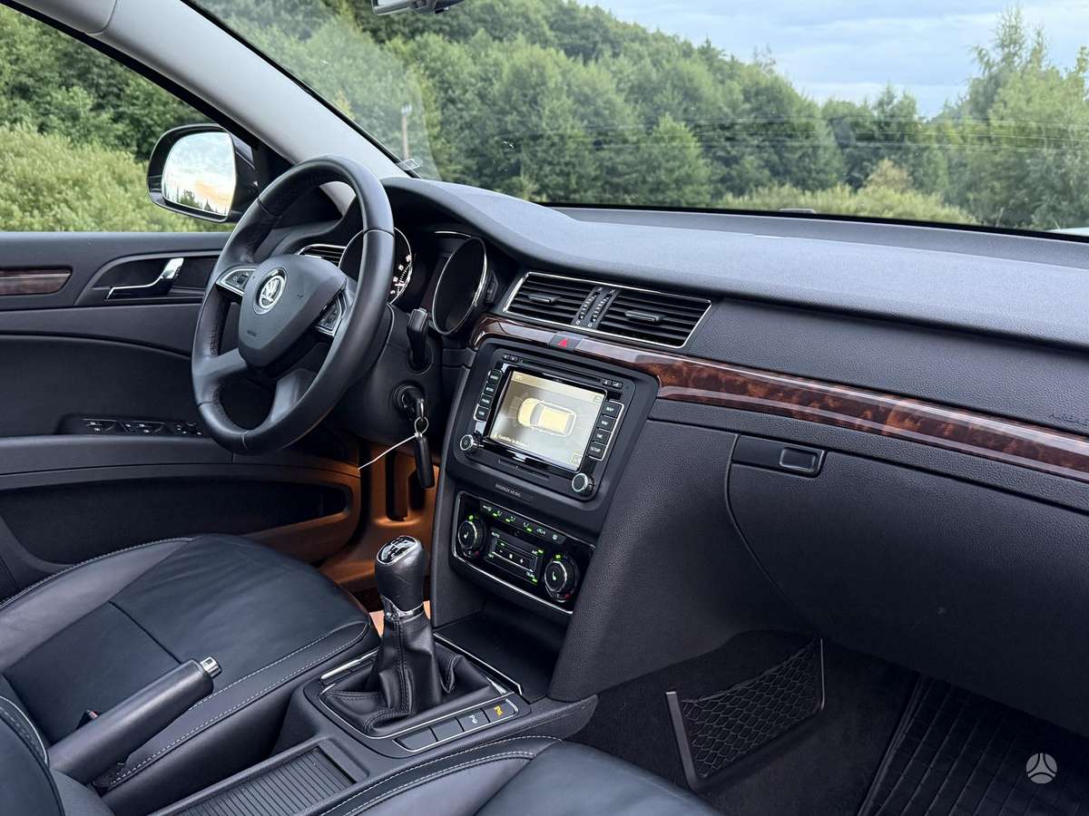 Skoda Superb, 1.6 l., Универсал