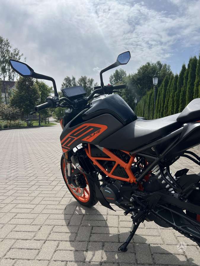 KTM Duke 125cc, street / classic