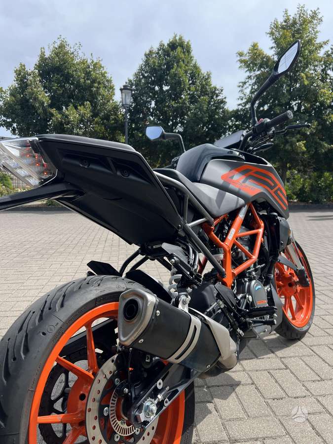 KTM Duke 125cc, street / classic