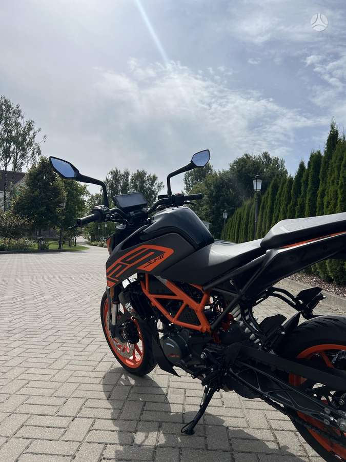 KTM Duke 125cc, street / classic