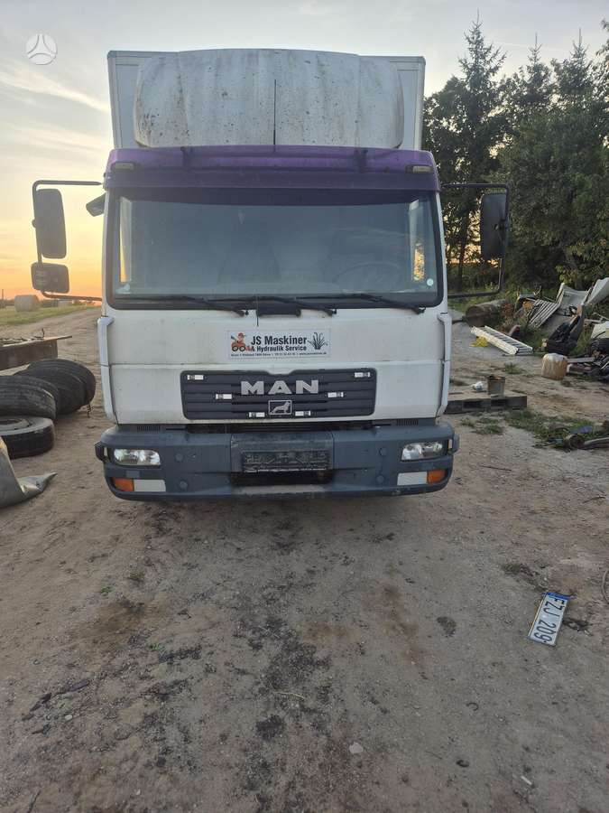 MAN LE 8 220, грузовики