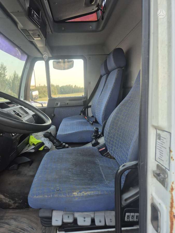 MAN LE 8 220, sunkvežimiai