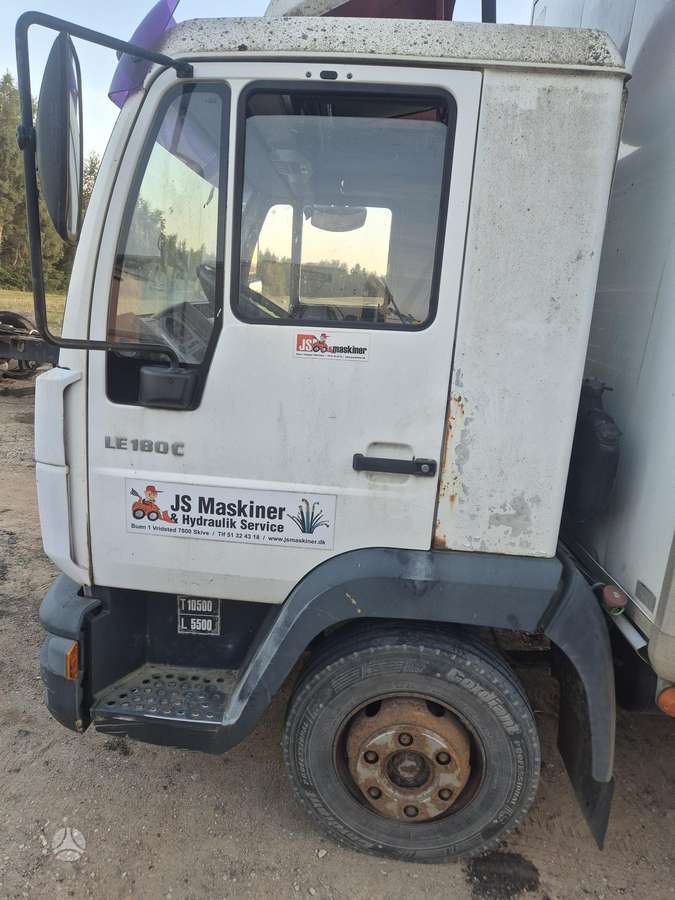 MAN LE 8 220, sunkvežimiai