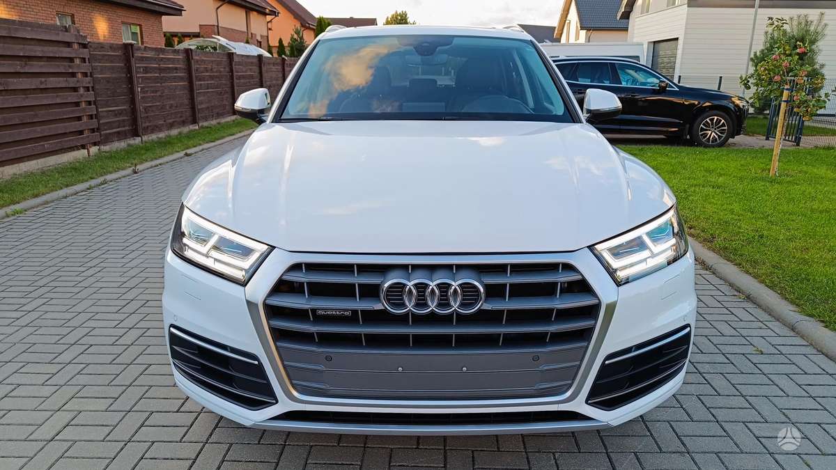 Audi Q5, 2.0 l., Внедорожник / Кроссовер