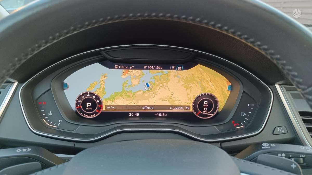 Audi Q5, 2.0 l., Внедорожник / Кроссовер
