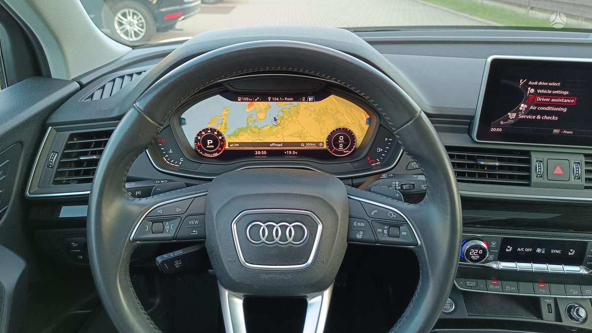 Audi Q5, 2.0 l., Внедорожник / Кроссовер