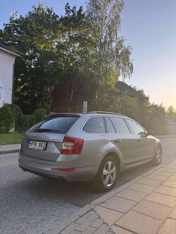 Škoda Octavia - 3