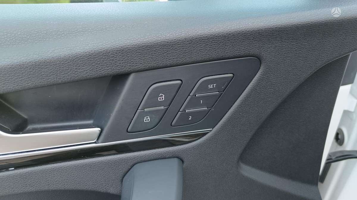 Audi Q5, 2.0 l., Внедорожник / Кроссовер