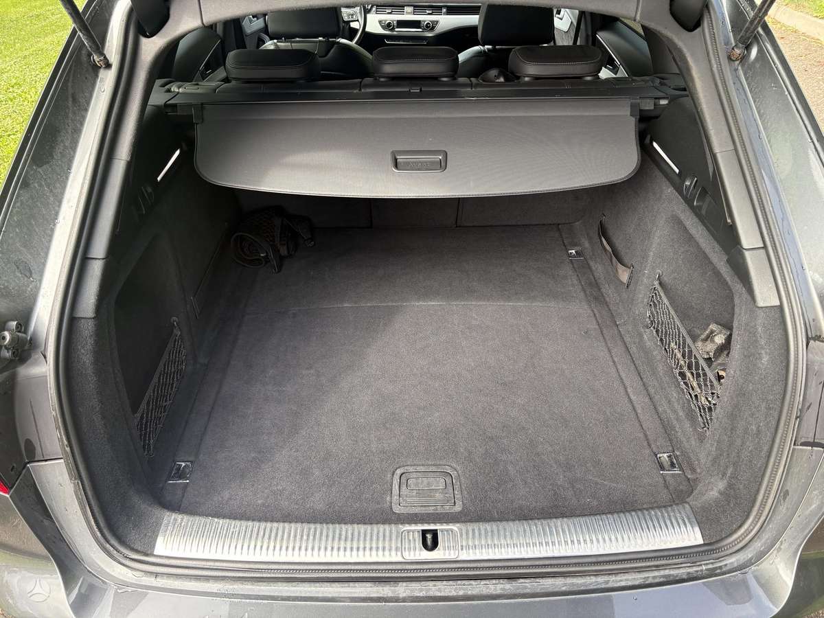 Audi A4, 2.0 l., Универсал