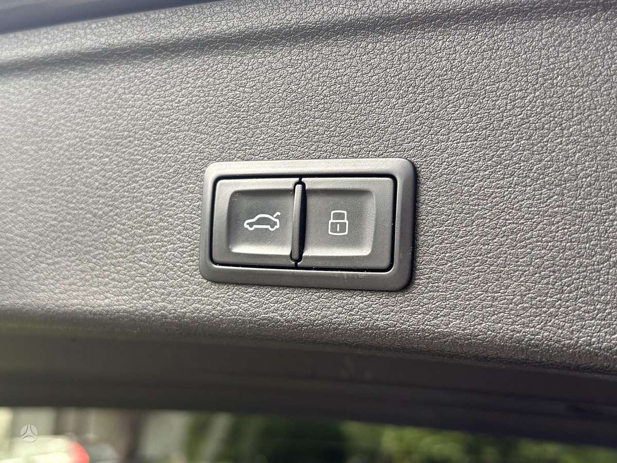Audi A4, 2.0 l., Универсал