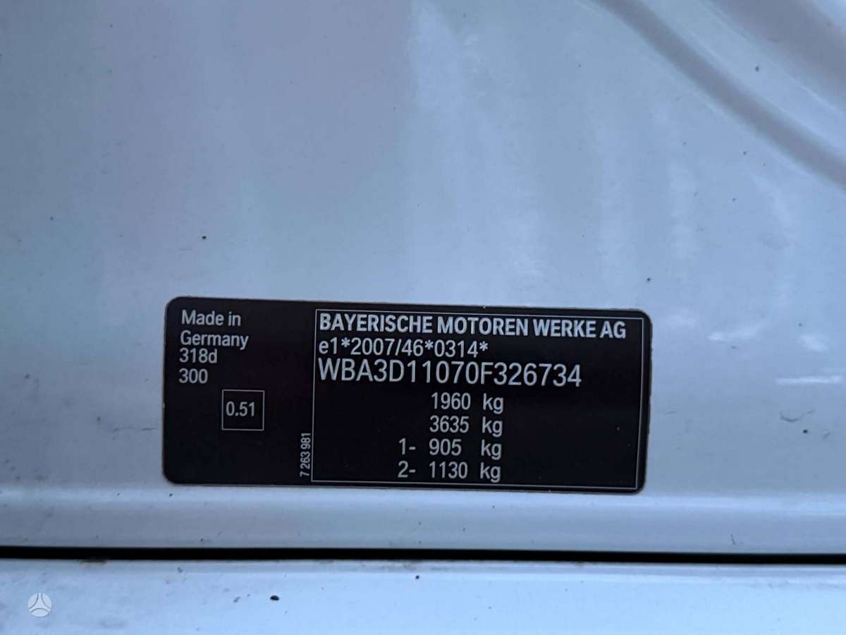 BMW 318, 2.0 l., Седан