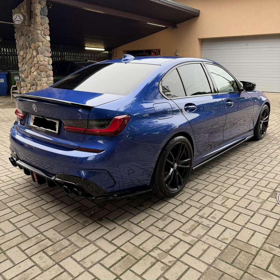 BMW 320, 2.0 l., Седан