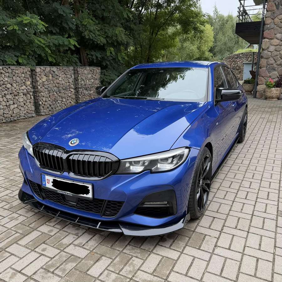 BMW 320, 2.0 l., Седан