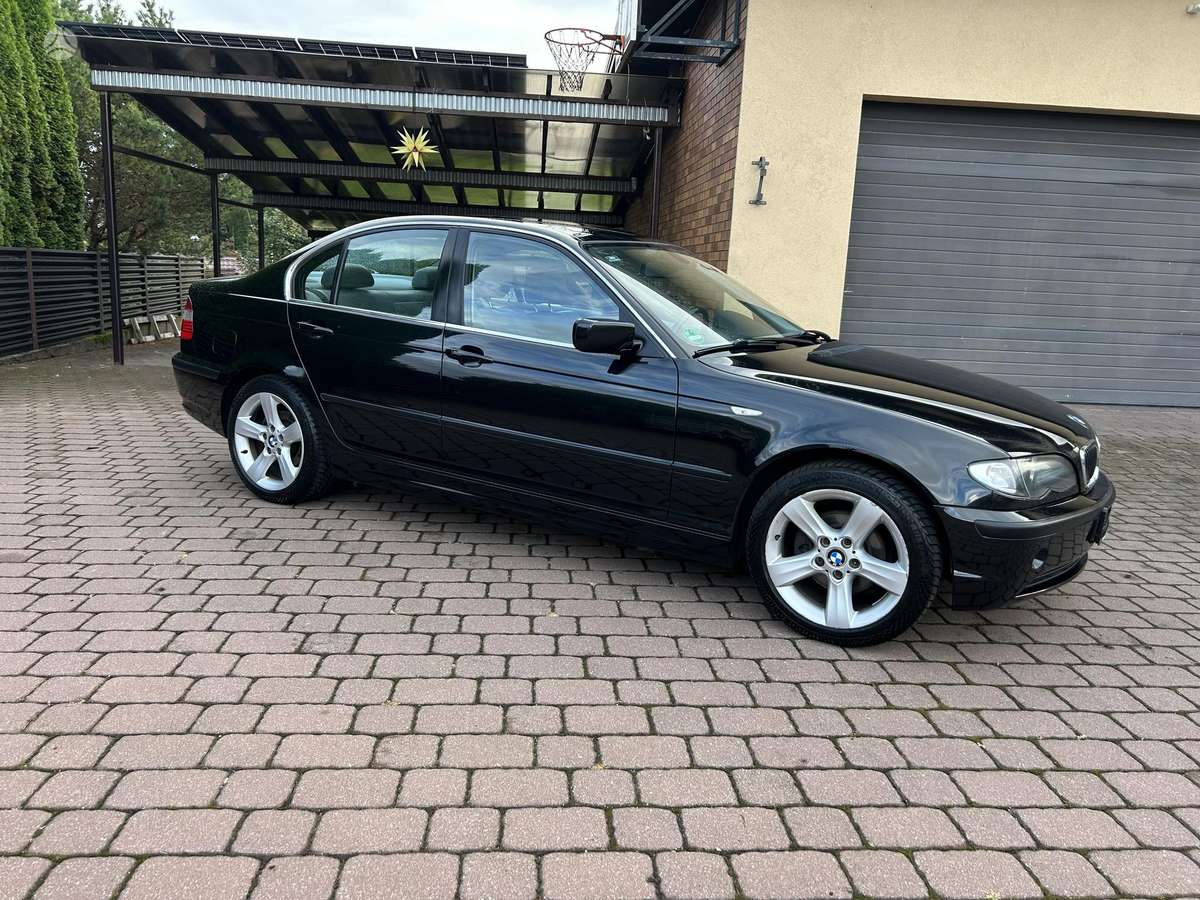 BMW 323, 2.2 l., Седан