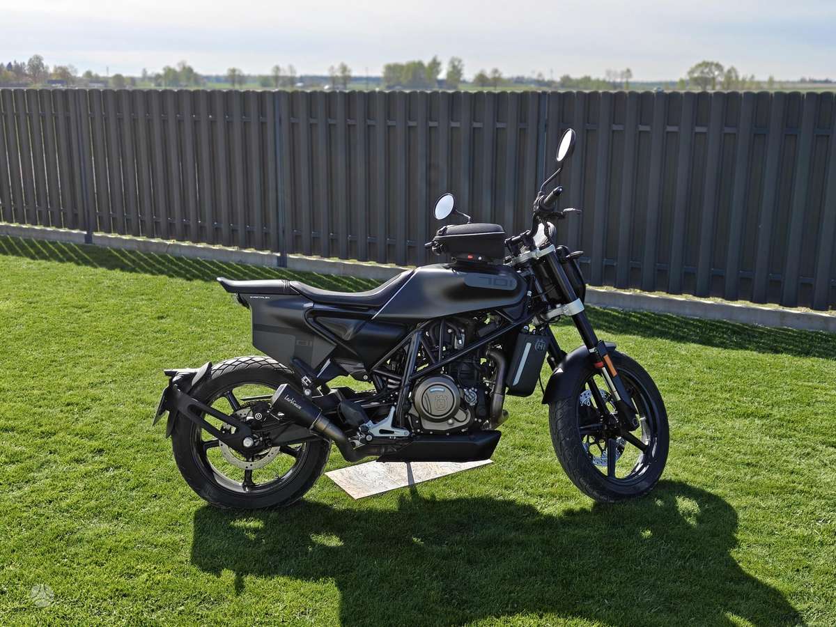 Husqvarna Enduro 693cc, enduro / adventure