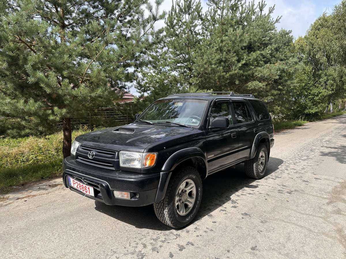 Toyota 4Runner - 1