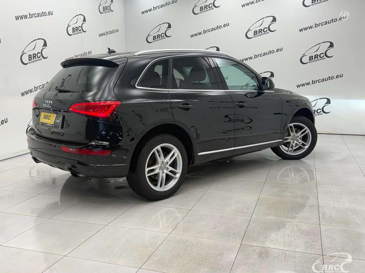 Audi Q5, 2.0 l., Внедорожник / Кроссовер