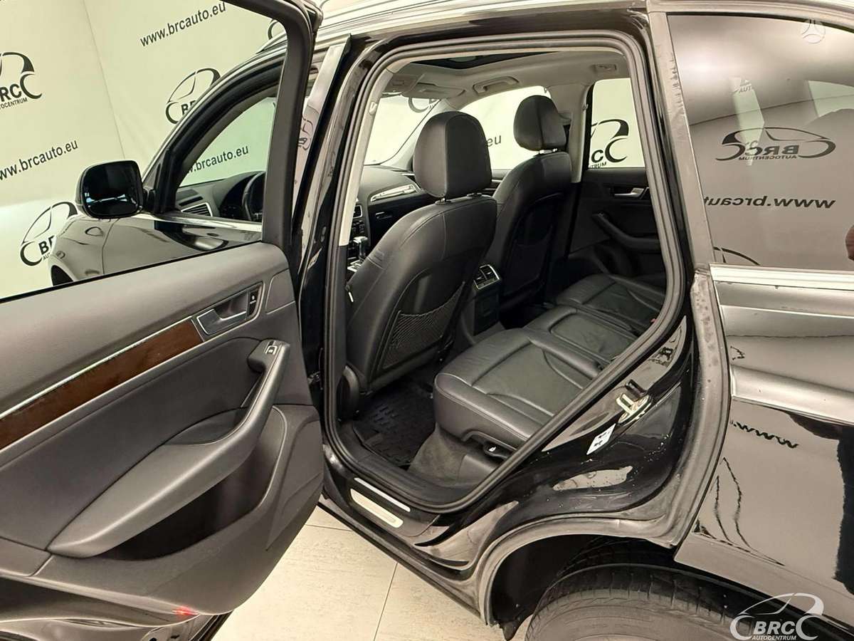 Audi Q5, 2.0 l., Внедорожник / Кроссовер