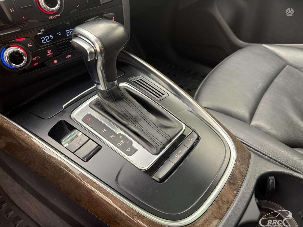 Audi Q5, 2.0 l., Внедорожник / Кроссовер