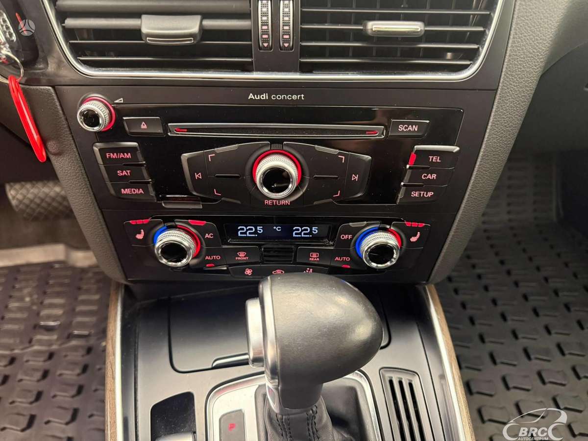Audi Q5, 2.0 l., Внедорожник / Кроссовер