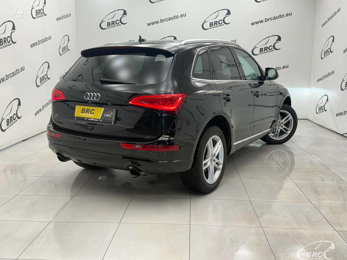 Audi Q5, 2.0 l., Внедорожник / Кроссовер
