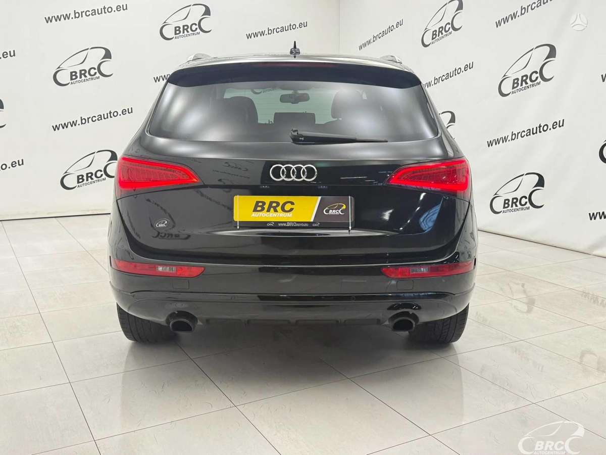 Audi Q5, 2.0 l., Внедорожник / Кроссовер