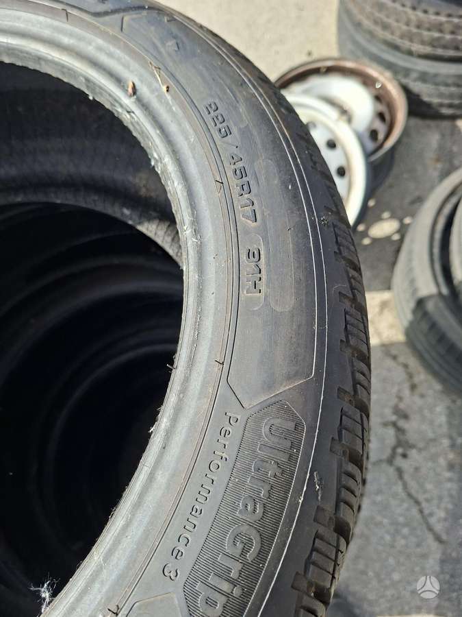 Goodyear ULTRA GRIP PERFORMANCE 3, winter 225/45 R17