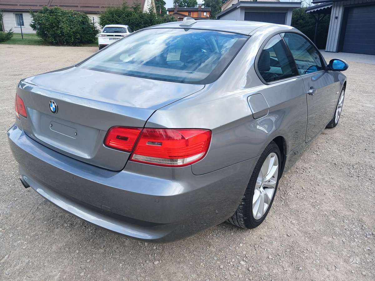 BMW 320, 2.0 l., coupe