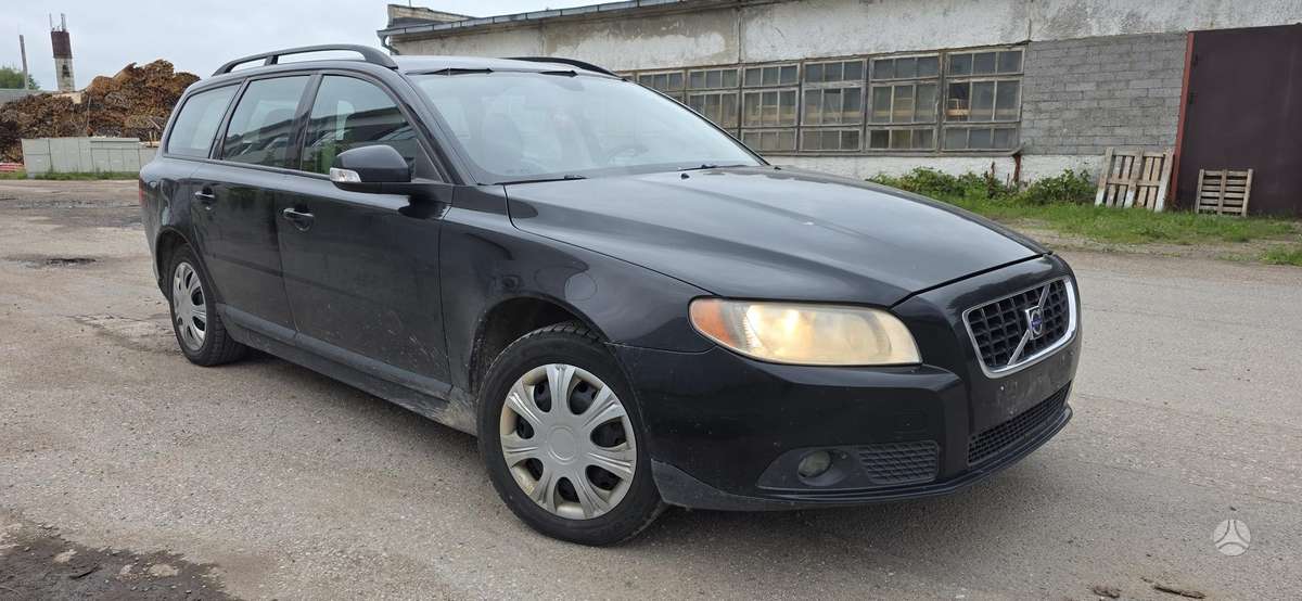 Volvo V70 variklio detalės